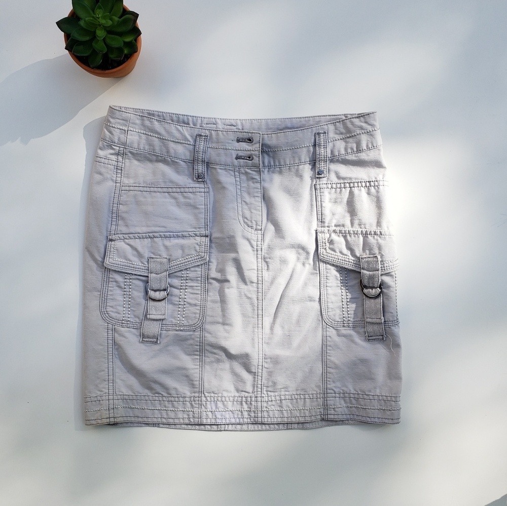 NWOT White House Black Market Skirt - Size 0